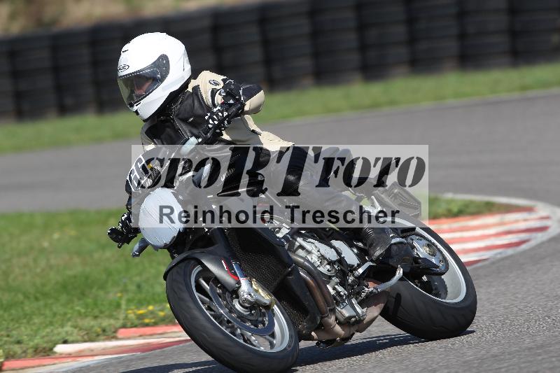 /Archiv-2022/59 31.08.2022 FM Mannhard ADR/Gruppe Mototrend/66